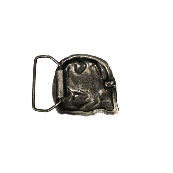 Vintage Bergamot Brass Works Bear Hunter Bult Buckle Pewter Tone USA - Picture 3 of 4